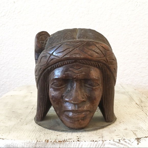 Vintage Wood Carved Indian Indigenous Bookend